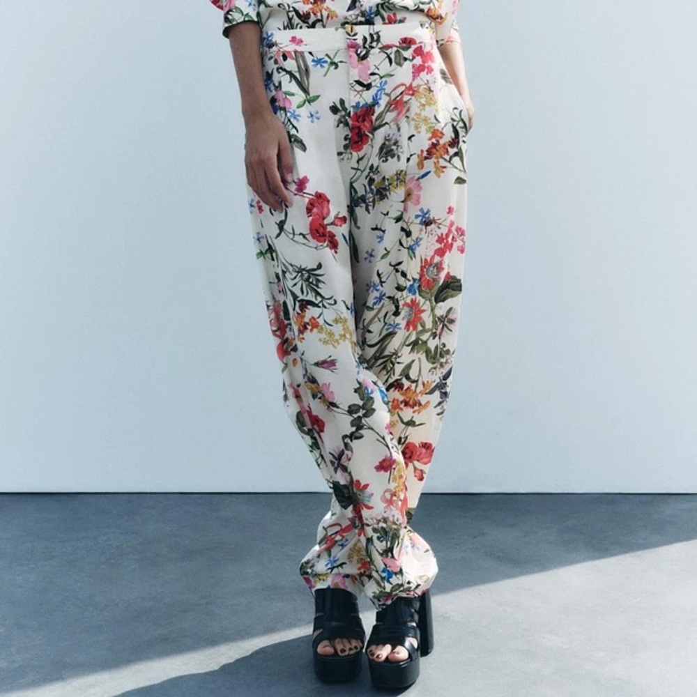 Size XXL | Zara | 100% Viscose Balloon Pants - Picture 4 of 9